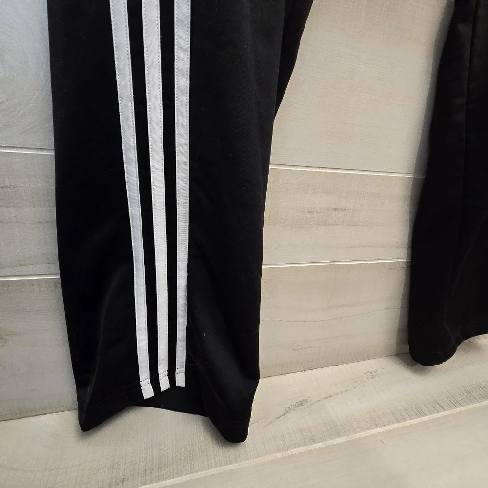 {XL} Adidas Men's Three Stripe Life Track Pant ***MISSING DRAWSTRING***